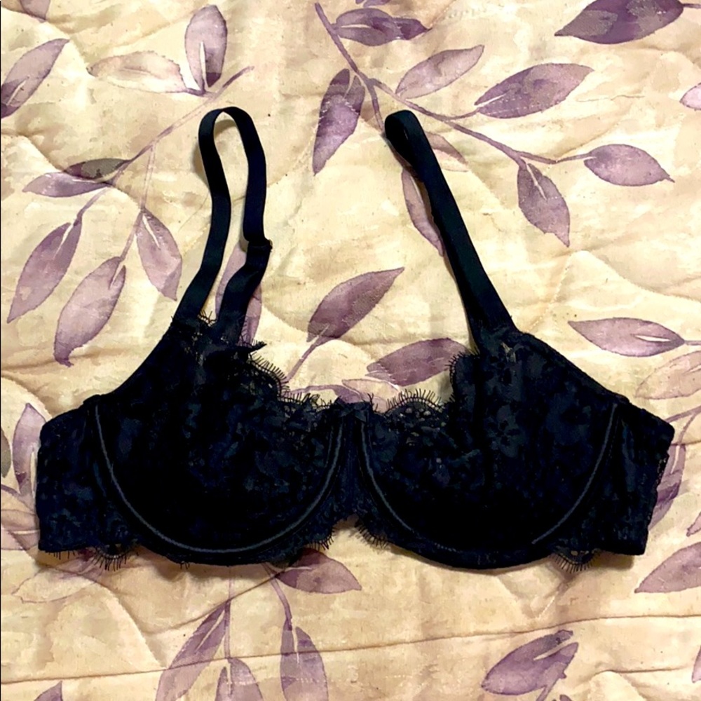Victoria’s Secret Bra 💎